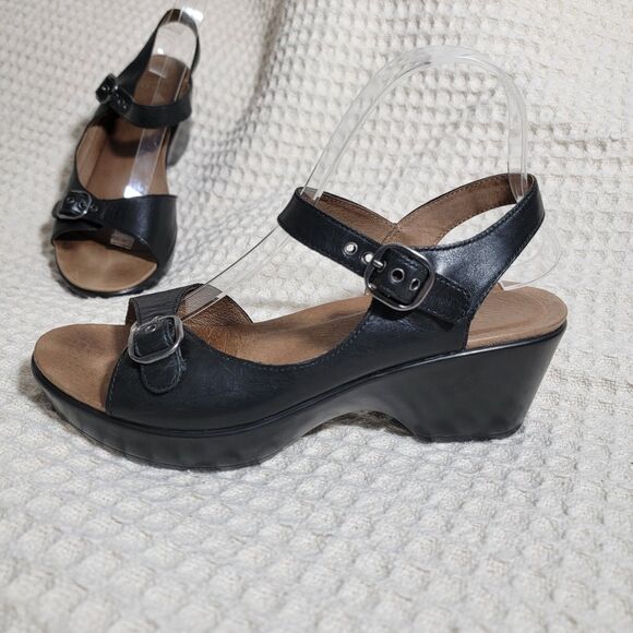 Dansko Joanie Black Chunky Clog Sandal Size EU 39 US‎ 8.5-9 - Picture 1 of 16